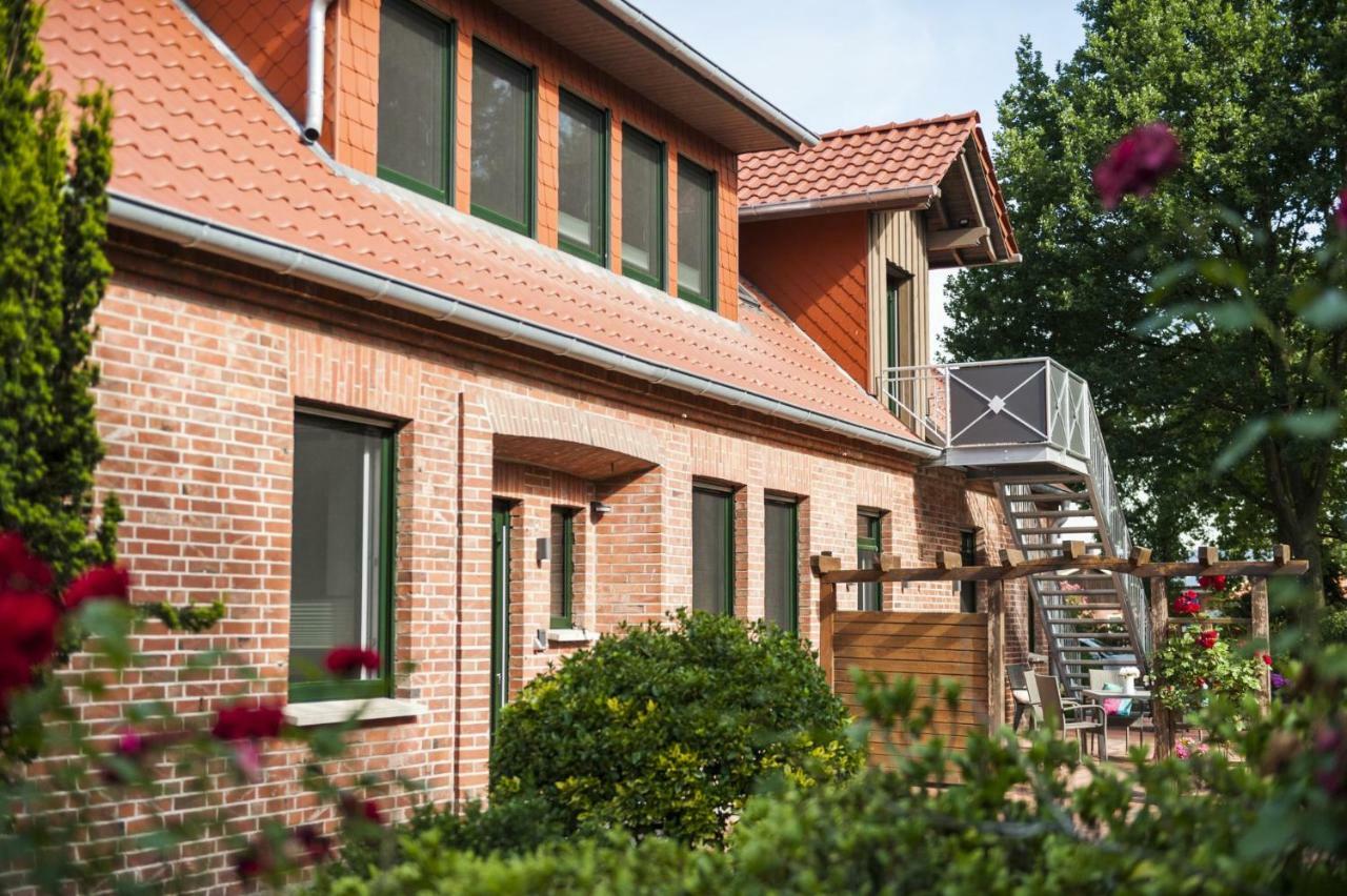Gaestehaus Buenner Hof Динклаге Экстерьер фото